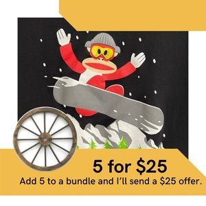 ❤️ Paul Frank snowboarding monkey t-shirt.